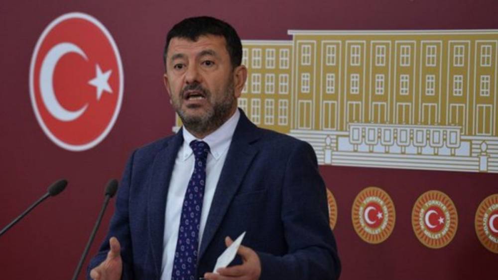 CHP’li Ağbaba: 'Emekliye Yüzde 11, Cumhurbaşkanı’na Yüzde 50 Zam!' 