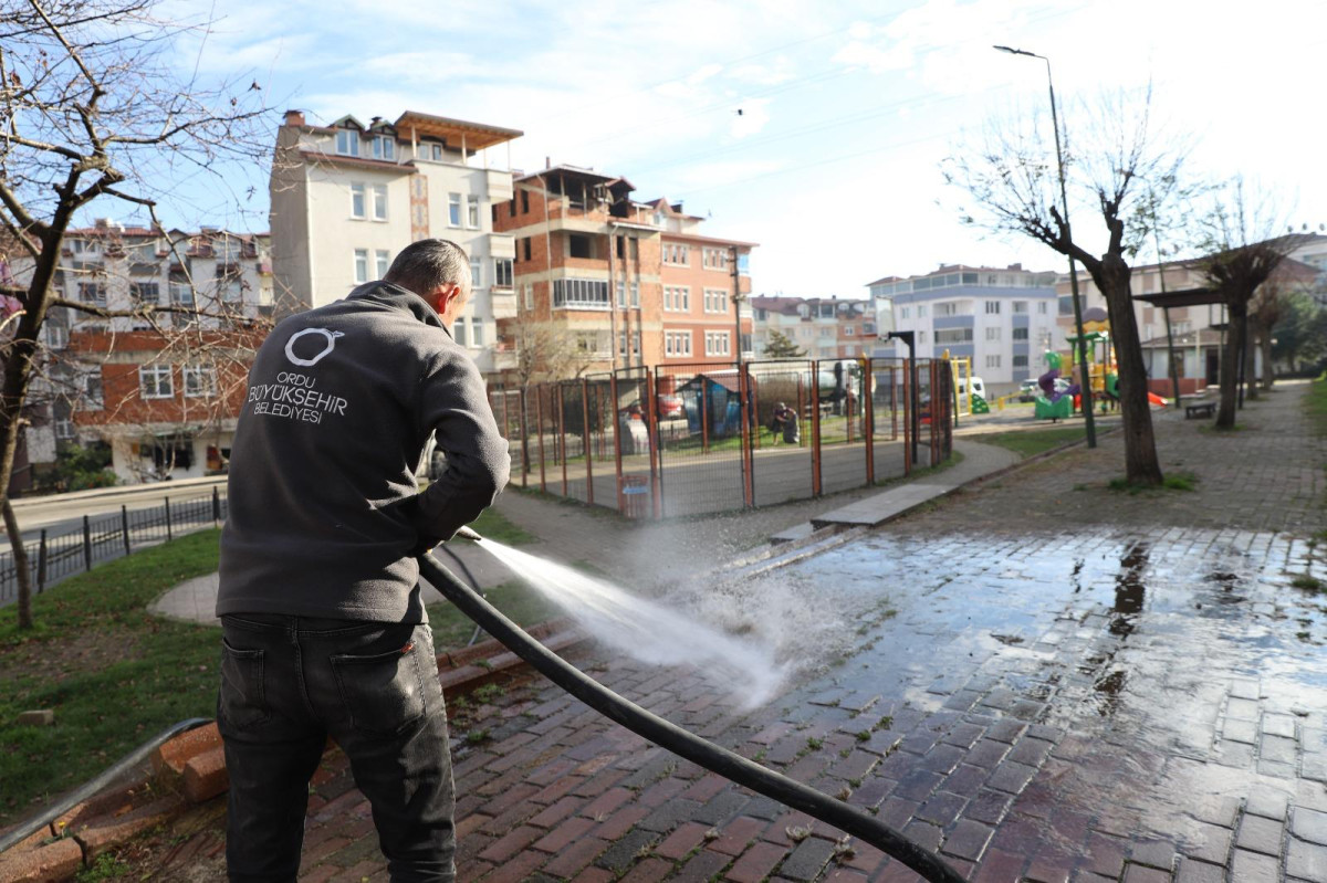 BÜYÜKŞEHİR TEMİZ BİR ORDU İÇİN GÖREV BAŞINDA 