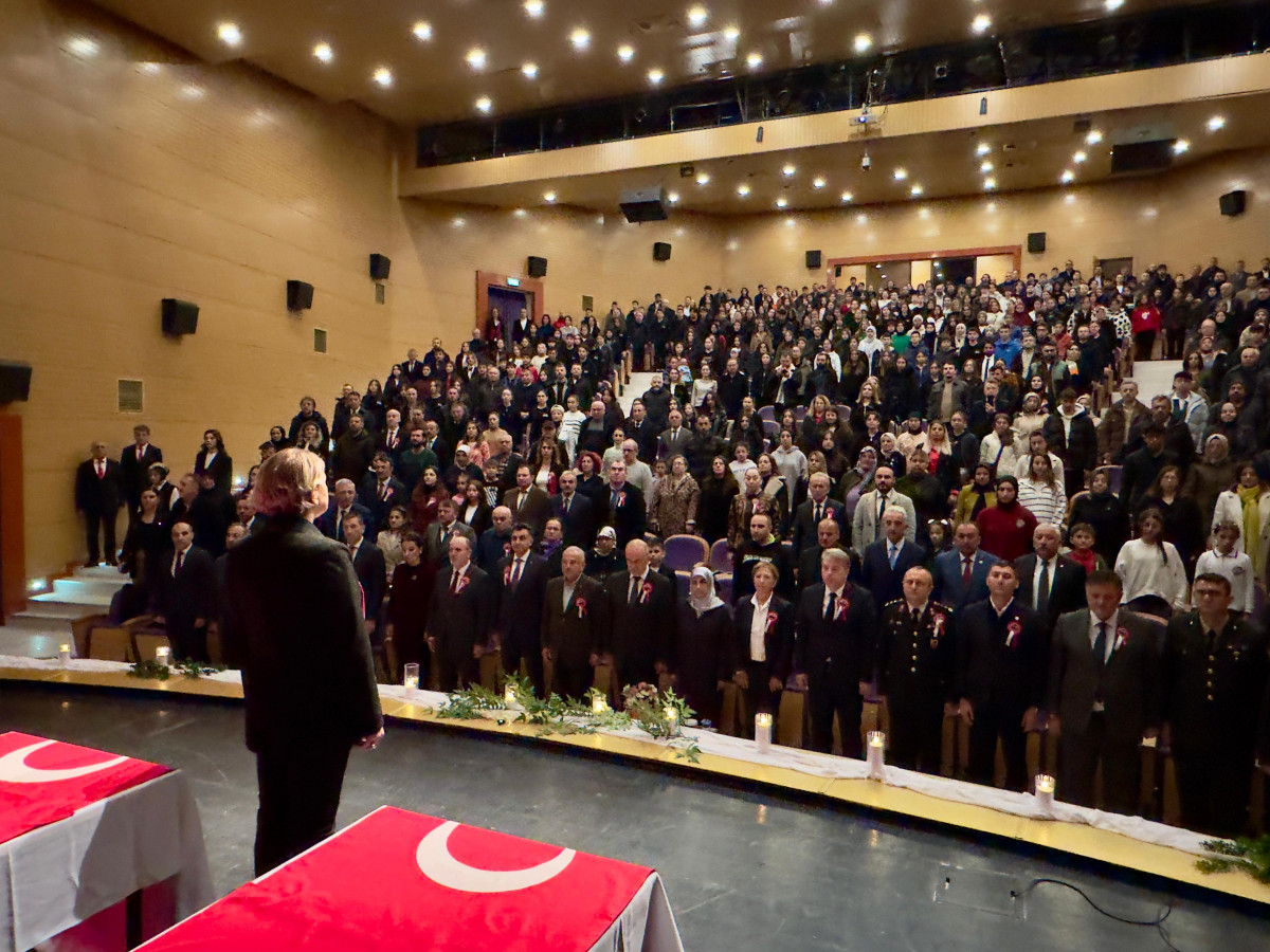 Öğretmenler Günü Çeşitli Etkinliklerle Kutlandı